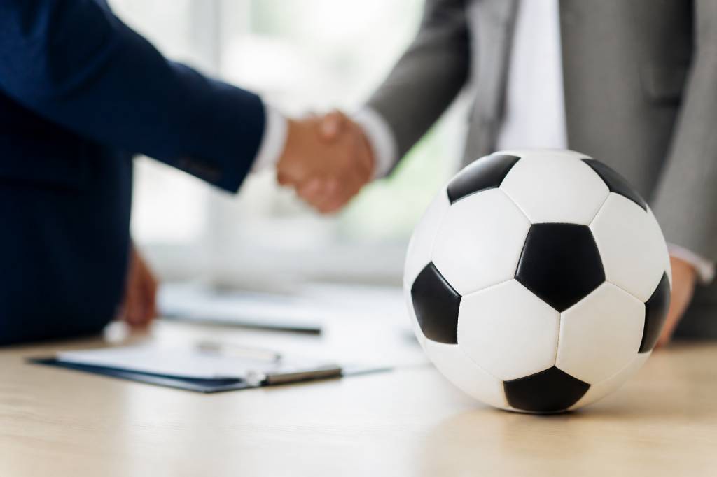 Ballon de football publicitaire : un cadeau d’entreprise sportif et impactant
